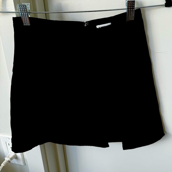 Sunday Best Black Tatiana Skirt in Crepe 00 - Picture 3 of 4